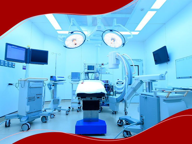 Sala cirúrgica em um hospital com ala específica para cirurgia plástica
